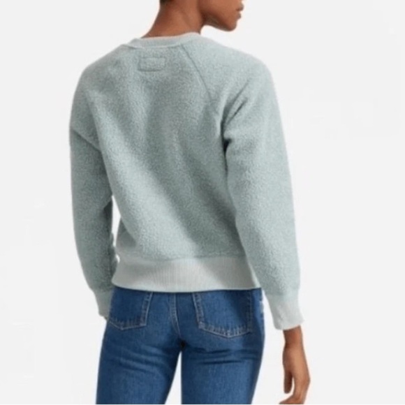 EVERLANE ReNew Fleece Raglan Sweatshirt in Pale Sage- Size L - Picture 2 of 8